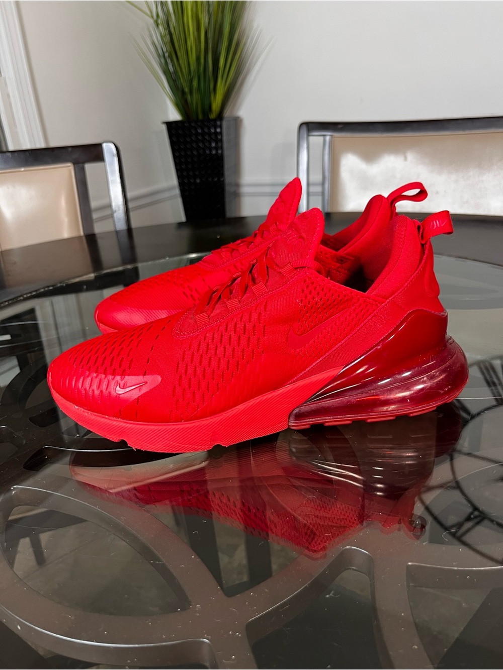Nike Air Max 270 Triple Red Sneakers Sz 11